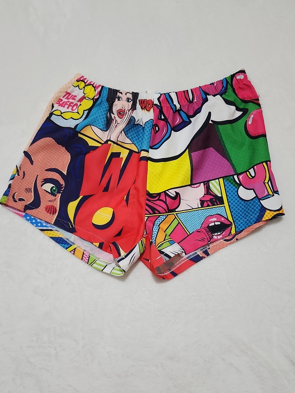 Multicolor Pop Art Print Women’s Casual Shorts M/L